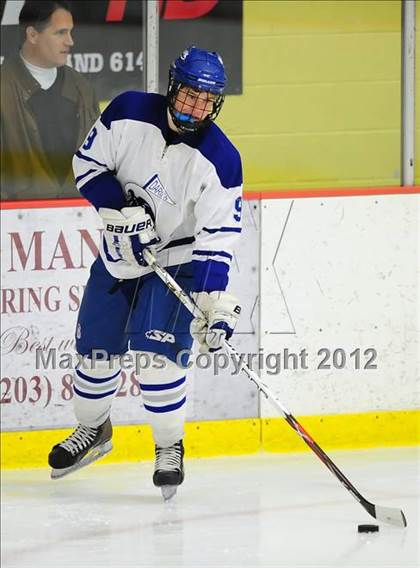 Thumbnail 1 in Ridgefield vs. Darien (FCIAC Tier 1 Final) photogallery.