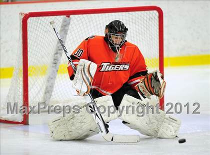 Thumbnail 3 in Ridgefield vs. Darien (FCIAC Tier 1 Final) photogallery.