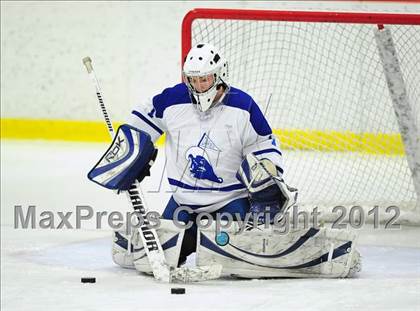 Thumbnail 1 in Ridgefield vs. Darien (FCIAC Tier 1 Final) photogallery.