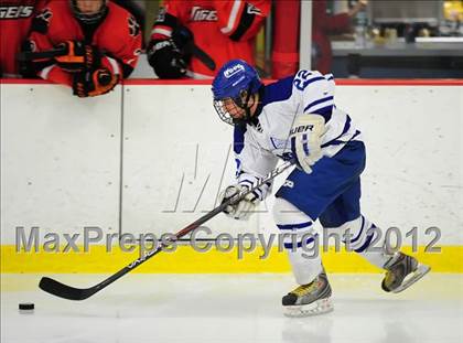 Thumbnail 1 in Ridgefield vs. Darien (FCIAC Tier 1 Final) photogallery.