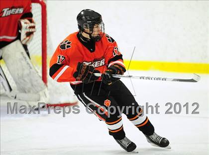 Thumbnail 1 in Ridgefield vs. Darien (FCIAC Tier 1 Final) photogallery.