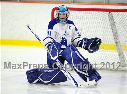 Thumbnail 2 in Ridgefield vs. Darien (FCIAC Tier 1 Final) photogallery.