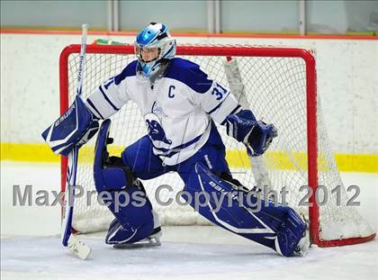 Thumbnail 1 in Ridgefield vs. Darien (FCIAC Tier 1 Final) photogallery.