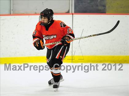 Thumbnail 2 in Ridgefield vs. Darien (FCIAC Tier 1 Final) photogallery.