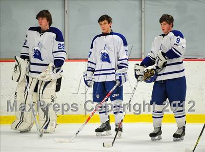 Thumbnail 3 in Ridgefield vs. Darien (FCIAC Tier 1 Final) photogallery.