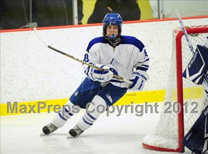 Thumbnail 3 in Ridgefield vs. Darien (FCIAC Tier 1 Final) photogallery.