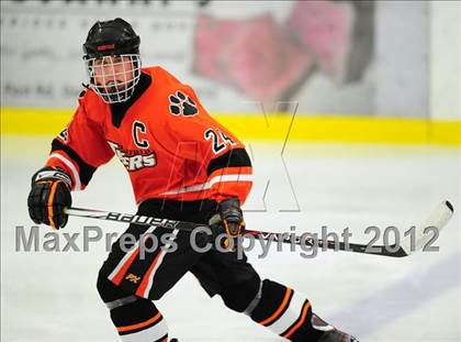 Thumbnail 1 in Ridgefield vs. Darien (FCIAC Tier 1 Final) photogallery.