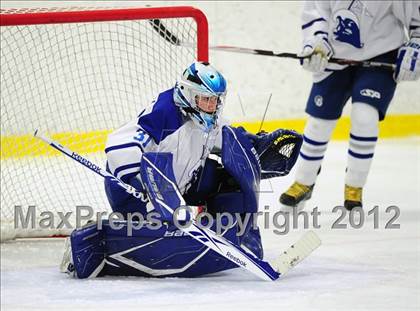 Thumbnail 2 in Ridgefield vs. Darien (FCIAC Tier 1 Final) photogallery.