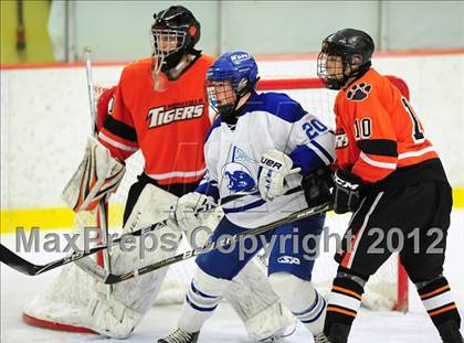 Thumbnail 2 in Ridgefield vs. Darien (FCIAC Tier 1 Final) photogallery.