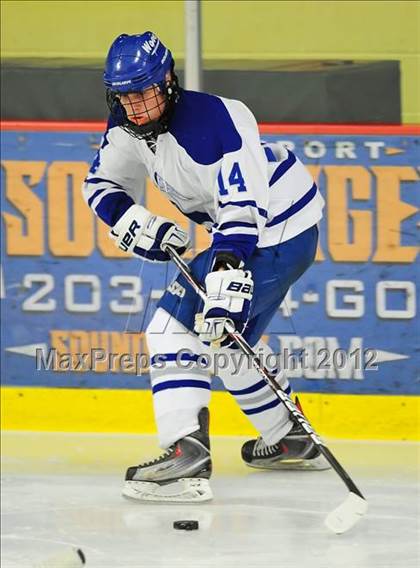 Thumbnail 3 in Ridgefield vs. Darien (FCIAC Tier 1 Final) photogallery.