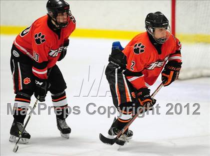 Thumbnail 2 in Ridgefield vs. Darien (FCIAC Tier 1 Final) photogallery.