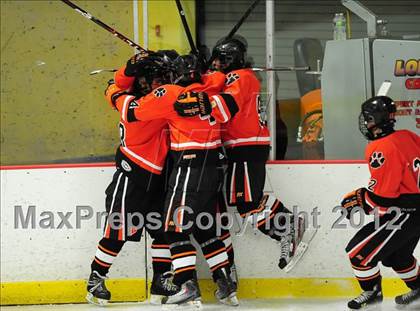Thumbnail 2 in Ridgefield vs. Darien (FCIAC Tier 1 Final) photogallery.