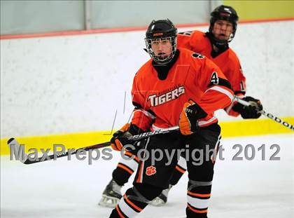 Thumbnail 1 in Ridgefield vs. Darien (FCIAC Tier 1 Final) photogallery.
