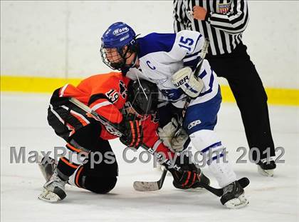 Thumbnail 2 in Ridgefield vs. Darien (FCIAC Tier 1 Final) photogallery.
