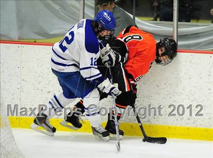 Thumbnail 3 in Ridgefield vs. Darien (FCIAC Tier 1 Final) photogallery.