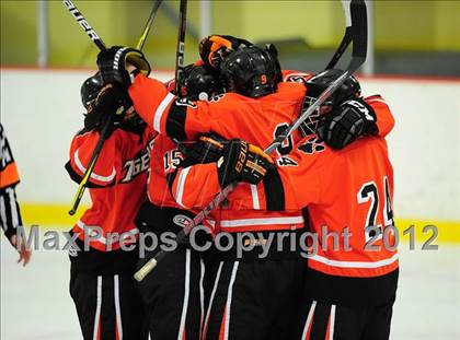 Thumbnail 1 in Ridgefield vs. Darien (FCIAC Tier 1 Final) photogallery.