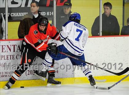 Thumbnail 3 in Ridgefield vs. Darien (FCIAC Tier 1 Final) photogallery.