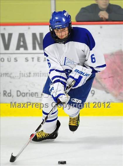 Thumbnail 2 in Ridgefield vs. Darien (FCIAC Tier 1 Final) photogallery.