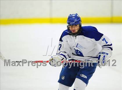 Thumbnail 3 in Ridgefield vs. Darien (FCIAC Tier 1 Final) photogallery.