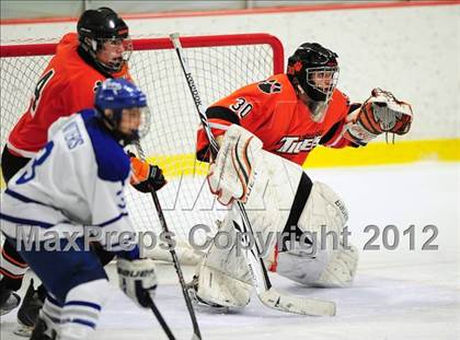 Thumbnail 1 in Ridgefield vs. Darien (FCIAC Tier 1 Final) photogallery.