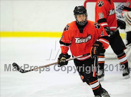 Thumbnail 3 in Ridgefield vs. Darien (FCIAC Tier 1 Final) photogallery.