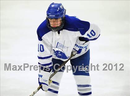 Thumbnail 3 in Ridgefield vs. Darien (FCIAC Tier 1 Final) photogallery.