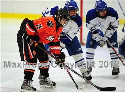 Thumbnail 2 in Ridgefield vs. Darien (FCIAC Tier 1 Final) photogallery.