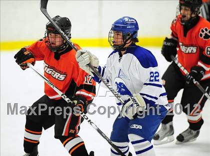 Thumbnail 1 in Ridgefield vs. Darien (FCIAC Tier 1 Final) photogallery.