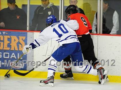 Thumbnail 3 in Ridgefield vs. Darien (FCIAC Tier 1 Final) photogallery.