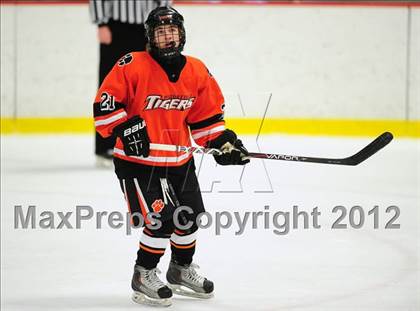 Thumbnail 2 in Ridgefield vs. Darien (FCIAC Tier 1 Final) photogallery.