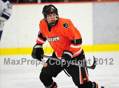 Thumbnail 3 in Ridgefield vs. Darien (FCIAC Tier 1 Final) photogallery.