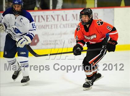 Thumbnail 1 in Ridgefield vs. Darien (FCIAC Tier 1 Final) photogallery.
