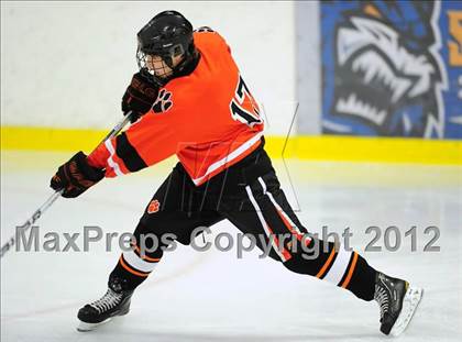 Thumbnail 3 in Ridgefield vs. Darien (FCIAC Tier 1 Final) photogallery.