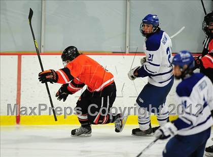 Thumbnail 3 in Ridgefield vs. Darien (FCIAC Tier 1 Final) photogallery.