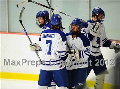 Thumbnail 1 in Ridgefield vs. Darien (FCIAC Tier 1 Final) photogallery.