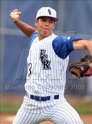 Thumbnail 1 in Hueneme @ El Camino Real photogallery.
