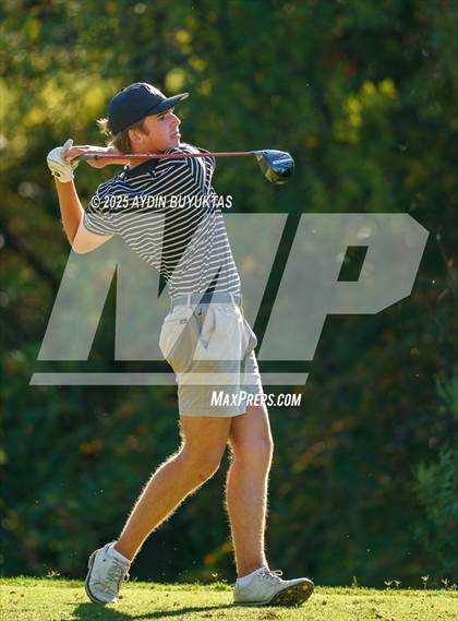 Thumbnail 2 in Falcon Fall Invitational photogallery.