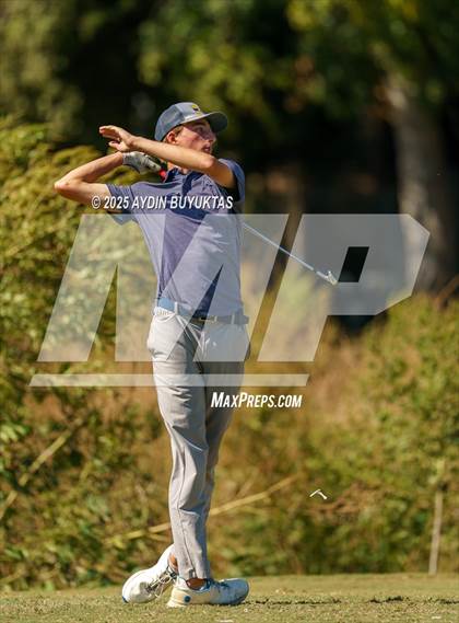 Thumbnail 2 in Falcon Fall Invitational photogallery.