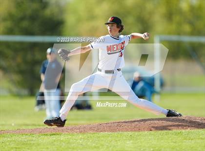 Thumbnail 3 in Bishop Grimes vs Mexico photogallery.