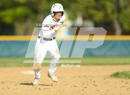 Thumbnail 3 in Bishop Grimes vs Mexico photogallery.