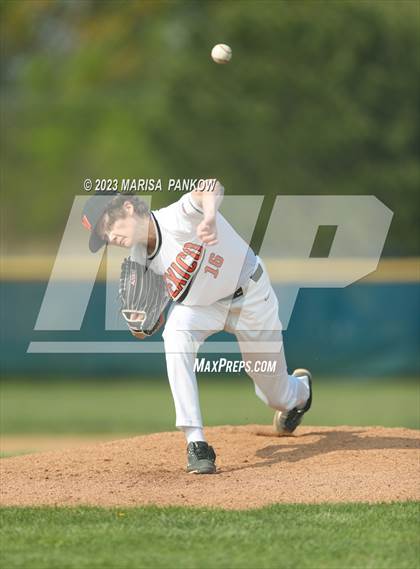 Thumbnail 2 in Bishop Grimes vs Mexico photogallery.