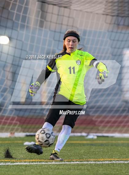 Thumbnail 3 in Canyon vs. Marymount (CIF SS D3 Playoff) photogallery.