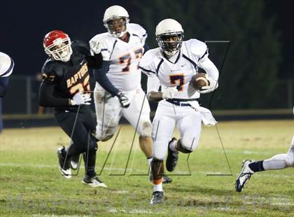 Thumbnail 2 in Blackman @ Ravenwood (TSSAA Division I Class 6A 2nd Round) photogallery.