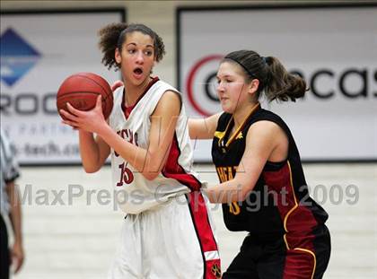Thumbnail 1 in Northgate vs. Carondelet (CIF NCS D2 Final) photogallery.