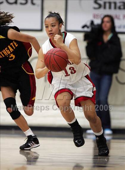 Thumbnail 1 in Northgate vs. Carondelet (CIF NCS D2 Final) photogallery.