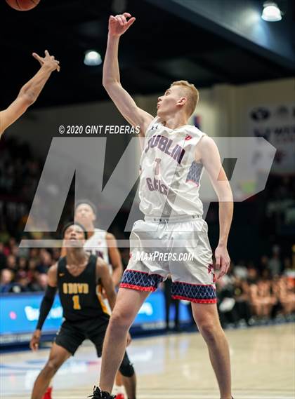 Thumbnail 2 in Dublin vs. Bishop O'Dowd (CIF NCS Open Division Final) photogallery.