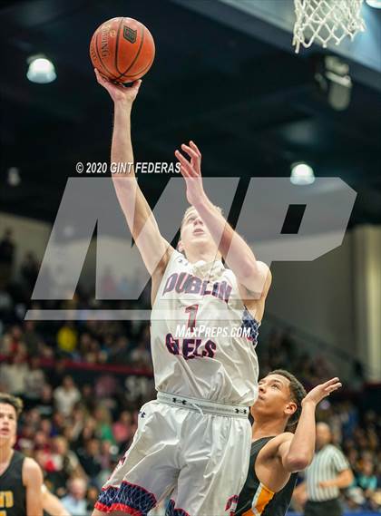 Thumbnail 1 in Dublin vs. Bishop O'Dowd (CIF NCS Open Division Final) photogallery.