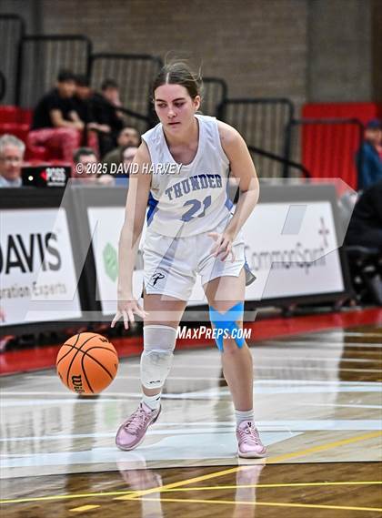 Thumbnail 2 in Salida vs Denver Christian (CHSAA 3A Great 8) photogallery.