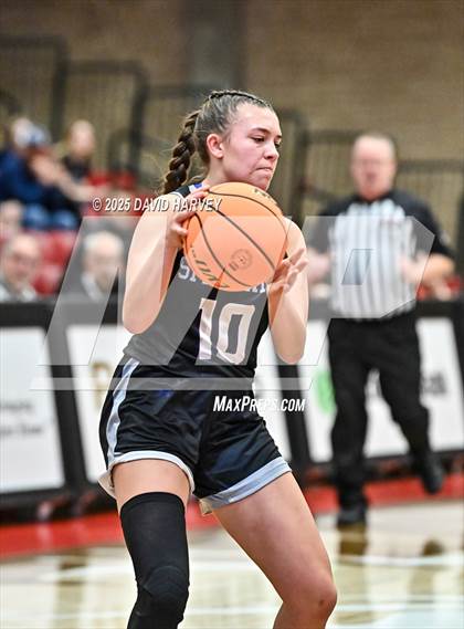 Thumbnail 2 in Salida vs Denver Christian (CHSAA 3A Great 8) photogallery.