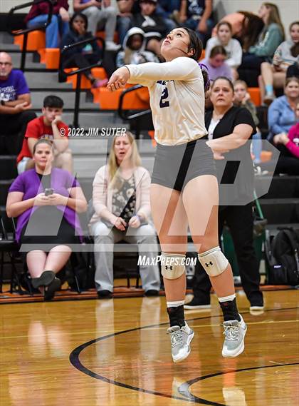 Thumbnail 2 in Shiner vs. Thrall (UIL 2A Region 4 Area Playoff) photogallery.